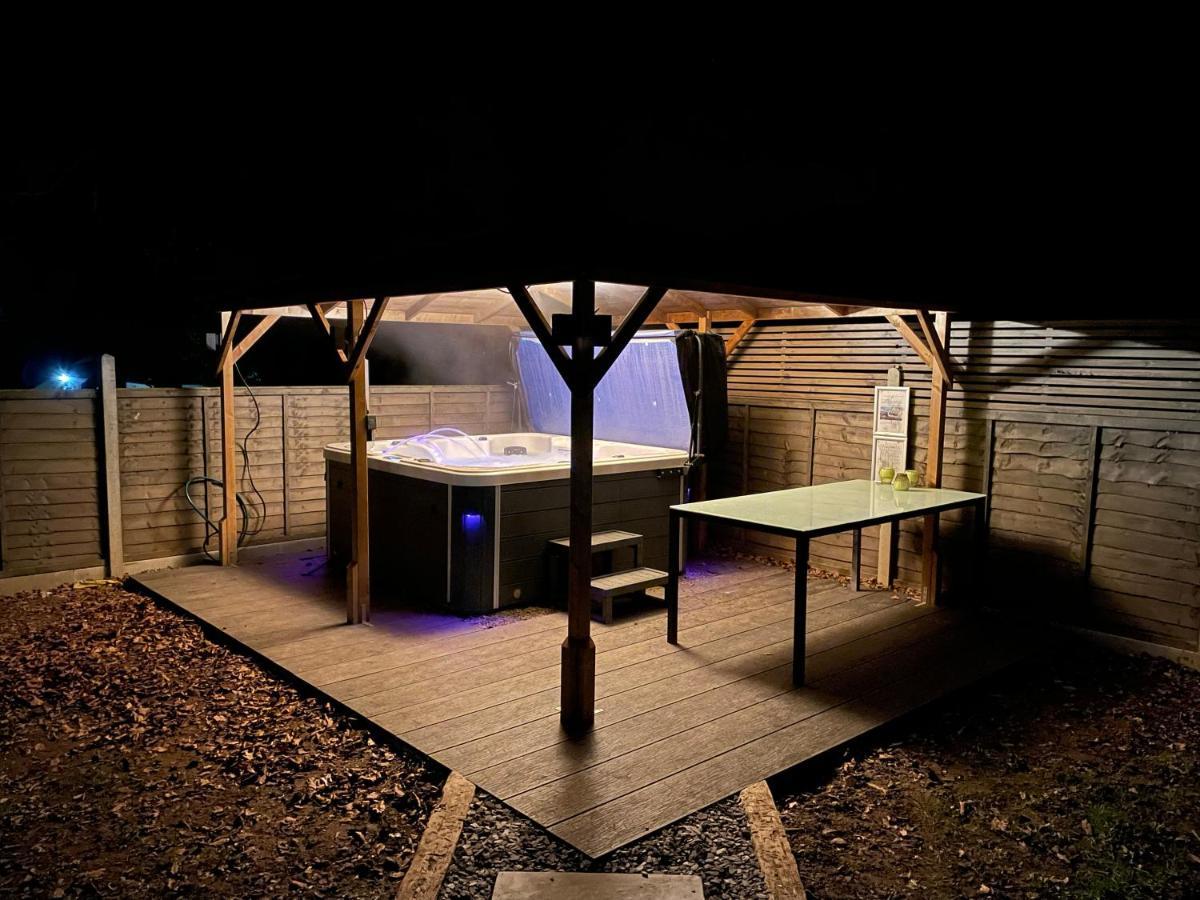 Family And Dog Friendly Luxury 3 Bed Property - With Hot Tub Kirkby Thore エクステリア 写真